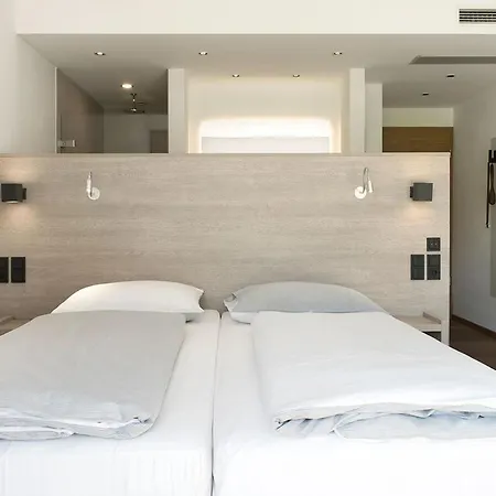 ホテル Burghof - Brombachtal